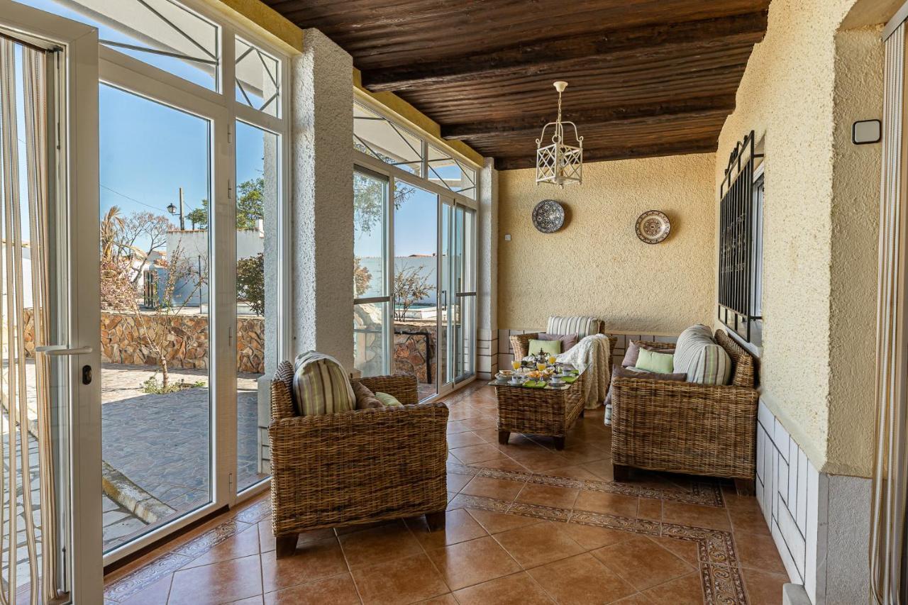 Waou Deluxe Cottage Titulcia Exterior photo